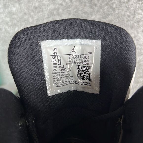 Jordan Pro Strong "Black/Tropical Twist/Smoke Grey/White" Youth Sneakers Size 4 - Picture 9 of 9